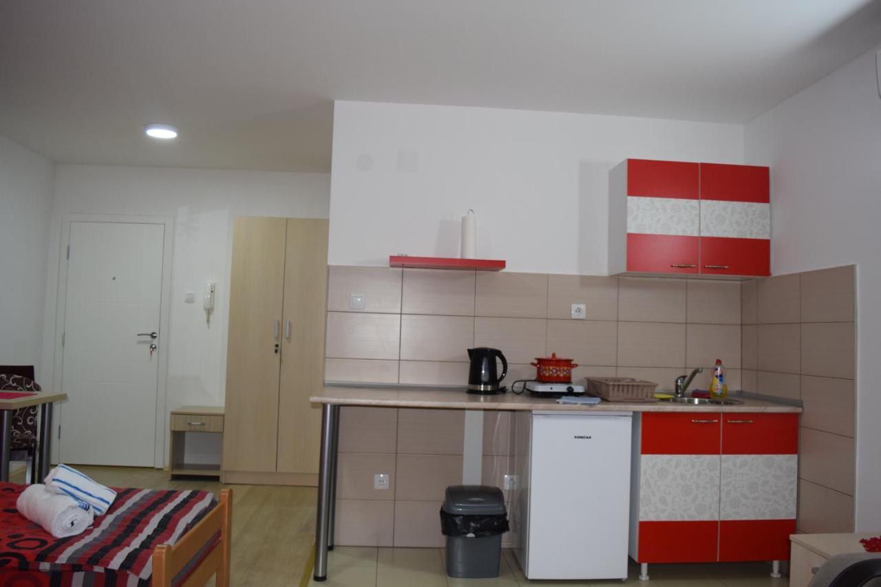 Nadja Lägenhet Novi Sad Exteriör bild