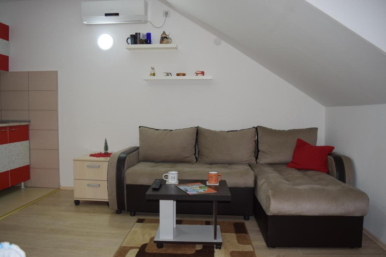 Nadja Lägenhet Novi Sad Exteriör bild